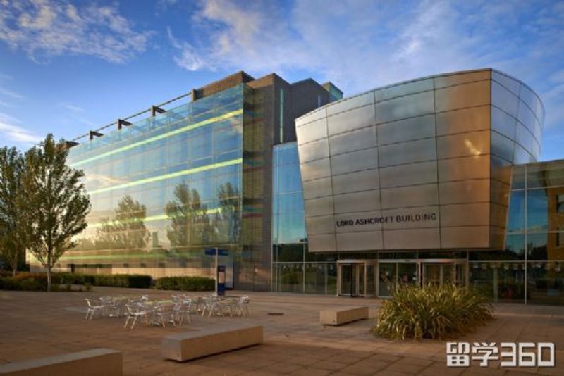 英国安格利亚鲁斯金大学